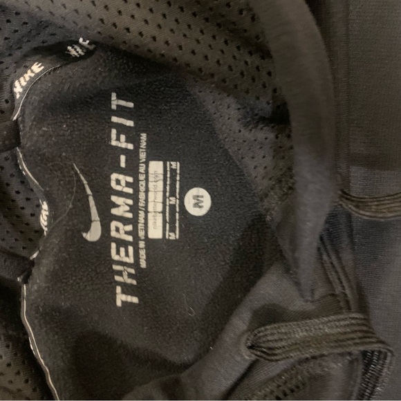 Nike Therma-Fit Hoodie - Picture 5 of 5